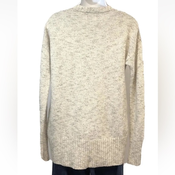 Women’s Banana Republic Gray Pullover Sweater Size S - Picture 2 of 4